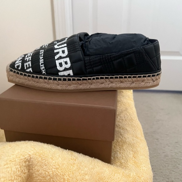 Authentic Burberry Espadrilles - Picture 14 of 15